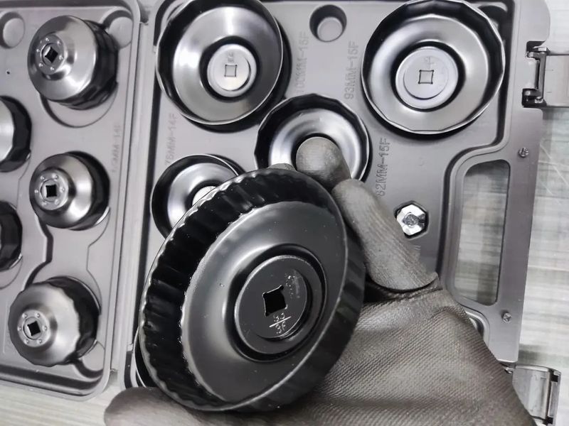 Набір чашок для зняття масляних фільтрів 14 предметів GEKO G10400 G10400 фото