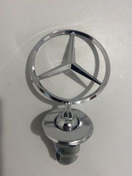 Емблема Mercedes-Benz W-123 36 фото